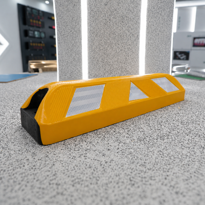 Acquistare Heavy-Duty Rubber Wheel Stop Manufacturer for Parking Safety fabbricazione online